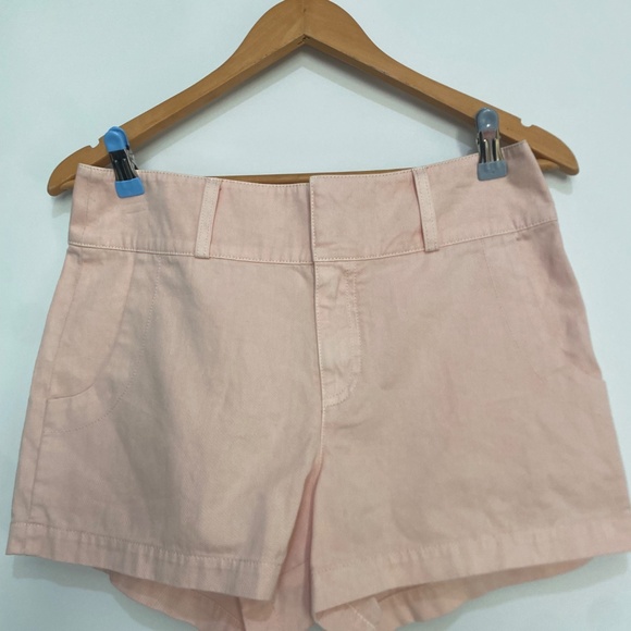 NWT Cinq à Sept 4 Blush Twill Short - Picture 3 of 11